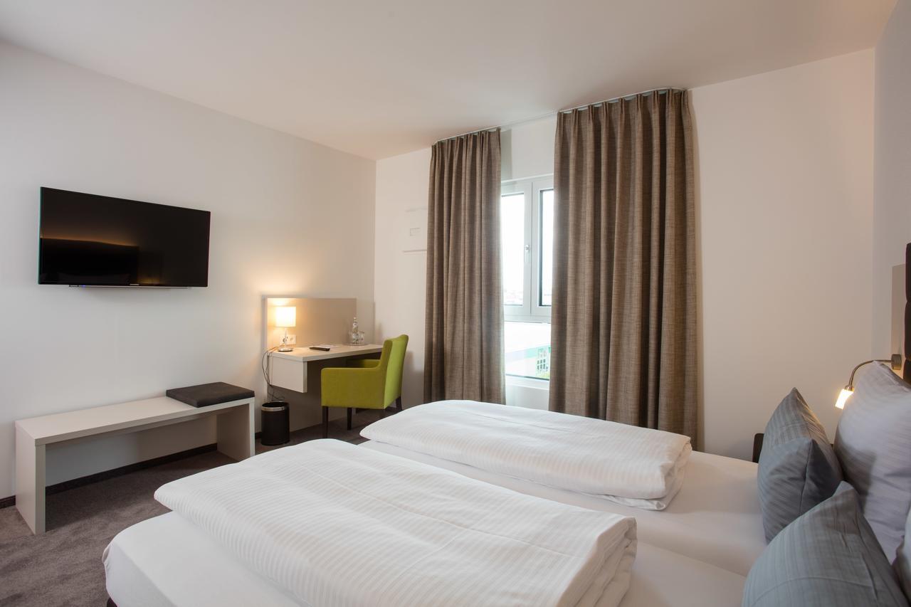Hotel Am Campus Ingolstadt Extérieur photo